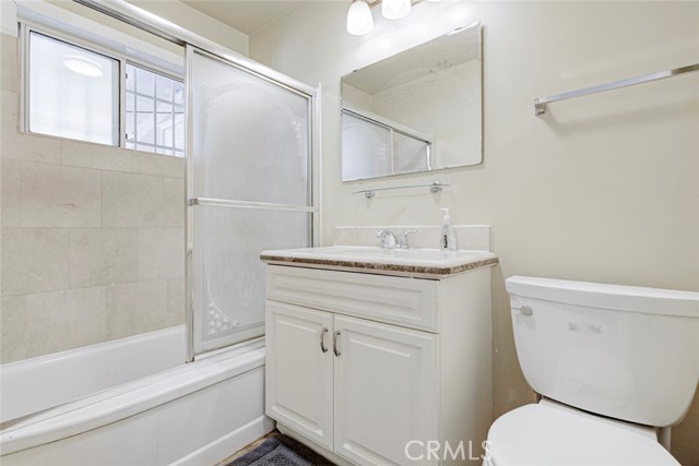 Detail Gallery Image 25 of 64 For 3352 Montrose, La Crescenta,  CA 91214 - 3 Beds | 3 Baths