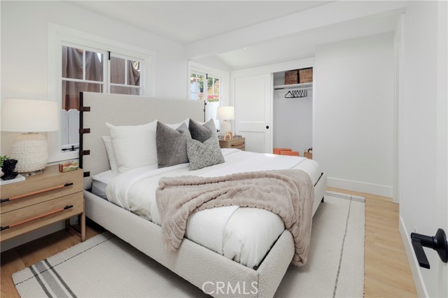 Detail Gallery Image 11 of 16 For 556 Through St, Laguna Beach,  CA 92651 - 4 Beds | 3 Baths