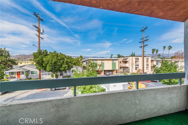 1140 Stanley Avenue, Glendale, California 91206, ,Multi-Family,For Sale,Stanley,GD25047444