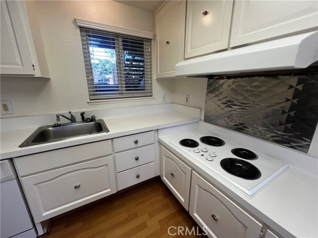 Detail Gallery Image 24 of 37 For 863 Ronda Mendoza #B,  Laguna Woods,  CA 92637 - 2 Beds | 2 Baths