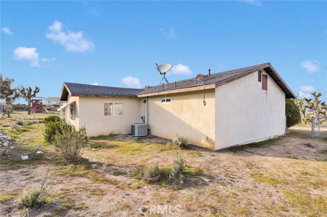 Detail Gallery Image 69 of 71 For 329 Lindero Rd, Pinon Hills,  CA 92372 - 7 Beds | 4 Baths