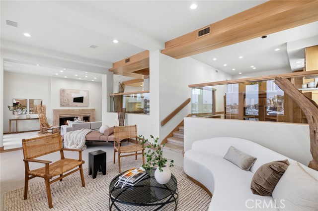 Detail Gallery Image 9 of 29 For 506 Harbor Island Dr, Newport Beach,  CA 92660 - 3 Beds | 3/2 Baths