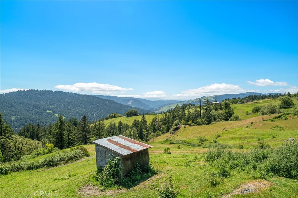 https://media.crmls.org/medias/44853598-820b-43eb-bbc1-ef67350259de.jpg?preset=X-Large