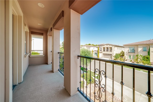 17 Calliope, Lake Forest CA: https://media.crmls.org/medias/44857748-7801-4385-b8aa-6ad9ad451c29.jpg