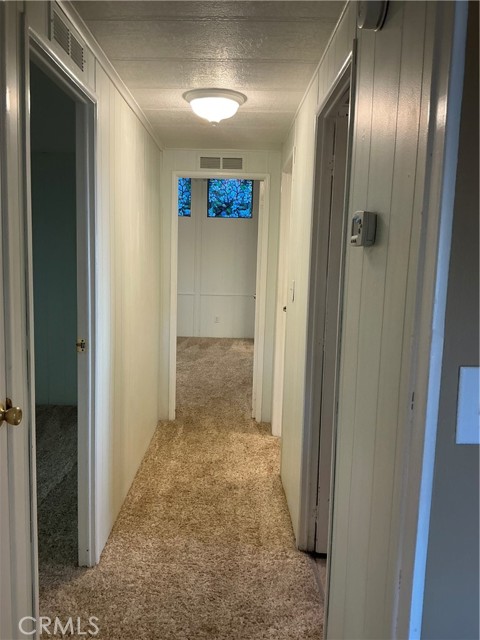 5830 Robin Hill Dr, Lakeport CA: https://media.crmls.org/medias/44858f80-c0ab-4131-9718-de9ab3bd12e6.jpg