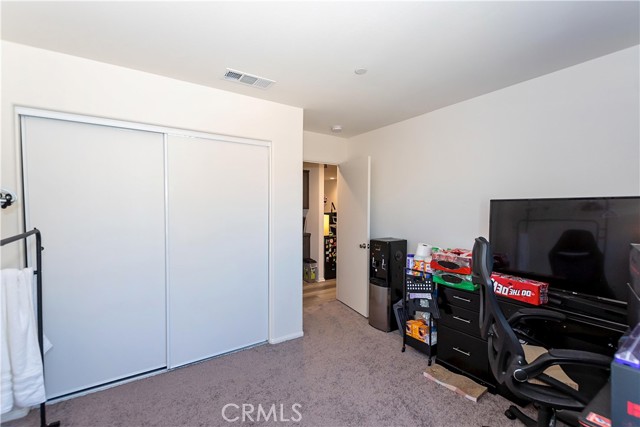 Detail Gallery Image 28 of 38 For 3013 via Bella Rosa, Rosamond,  CA 93560 - 4 Beds | 3 Baths