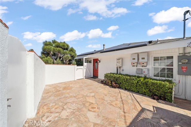 400 Campdell Street, Playa del Rey CA: https://media.crmls.org/medias/448652e3-a6c6-4bff-bf25-21c015d0f3a5.jpg