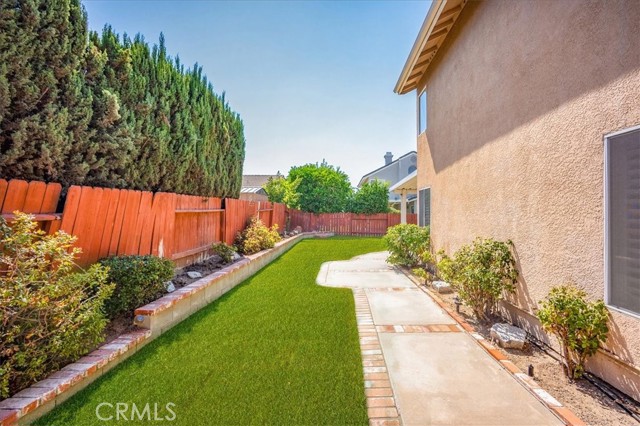 31105 Willowood Way, Menifee CA: https://media.crmls.org/medias/448719ed-c8b2-4671-8c08-ff0130fcd300.jpg