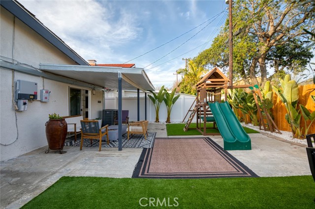 Detail Gallery Image 33 of 43 For 16782 Heritage Ln, Huntington Beach,  CA 92647 - 4 Beds | 2 Baths