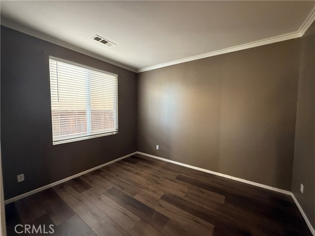 Detail Gallery Image 14 of 34 For 1264 Reisling, Perris,  CA 92571 - 5 Beds | 3 Baths