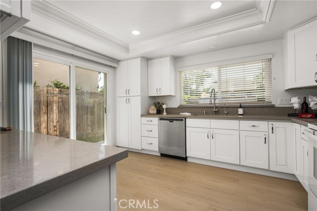 4052 Escudero, Irvine CA: https://media.crmls.org/medias/4488756d-a1d8-4432-87f5-1f3994733742.jpg