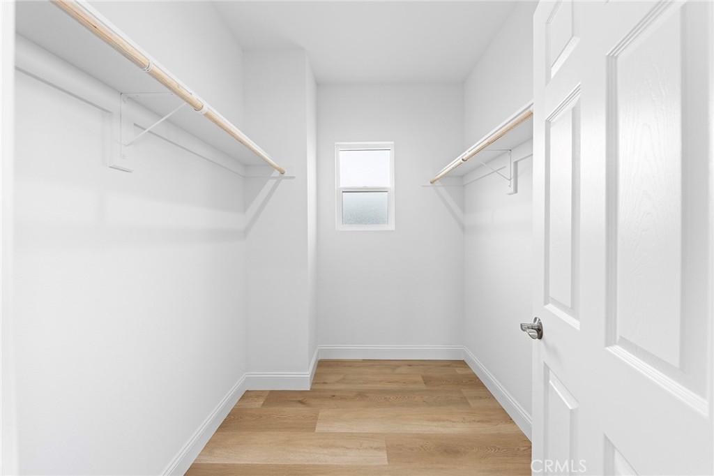 https://media.crmls.org/medias/4489bd4a-3a9d-41d4-8f3a-2de225c79172.jpg?preset=X-Large