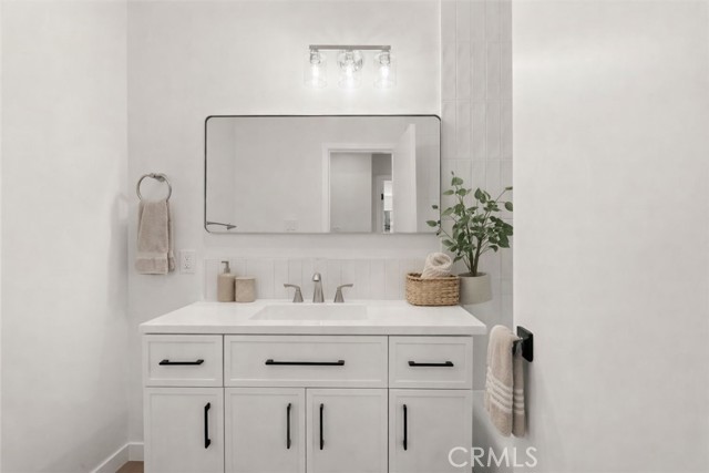 Detail Gallery Image 18 of 33 For 805 Glenway #105,  Inglewood,  CA 90302 - 2 Beds | 2 Baths