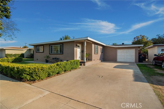 1208 W Sycamore Ave, Orange, CA 92868