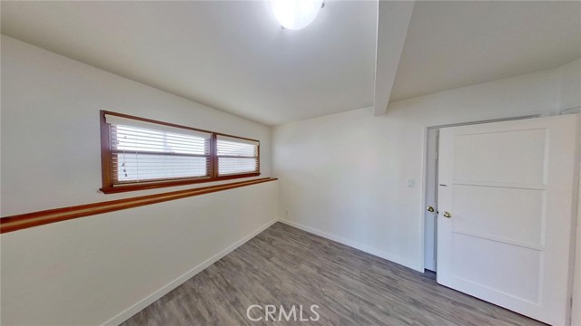 519 Poppy Avenue, Corona del Mar CA: https://media.crmls.org/medias/448a9839-41be-432b-b8f5-9b745826b942.jpg