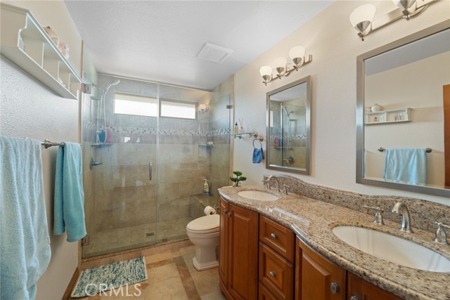 29628 Woodbrook Dr, Agoura Hills CA: https://media.crmls.org/medias/448b574d-6cc0-4696-88a6-89515300f8df.jpg