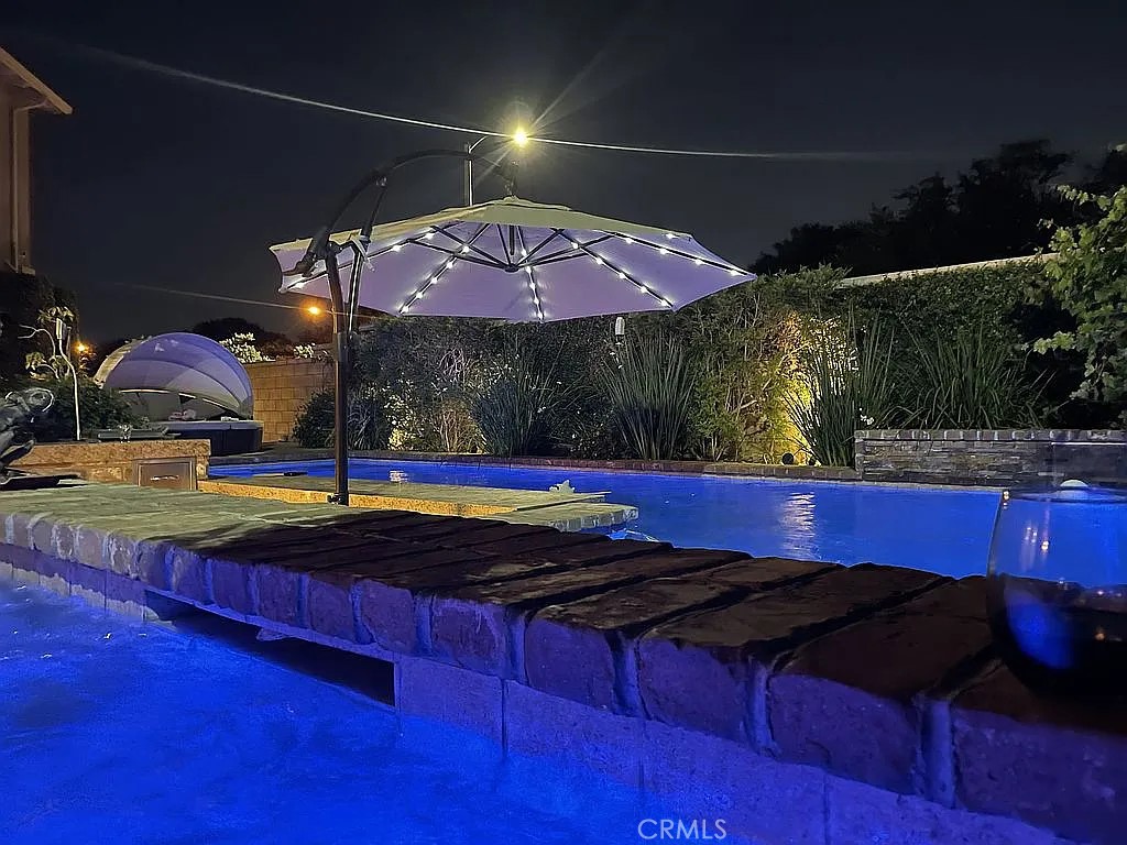 https://media.crmls.org/medias/448d54f5-a1e2-4cf8-95fd-b5bd36858808.jpg?preset=X-Large