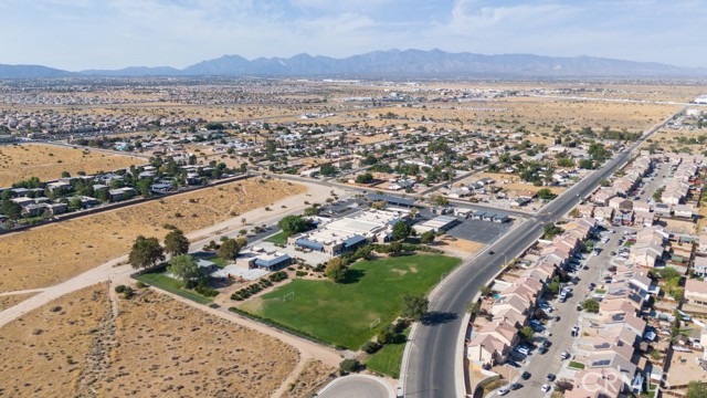 Detail Gallery Image 40 of 40 For 10335 Shahaptain Ave, Hesperia,  CA 92345 - 3 Beds | 2 Baths