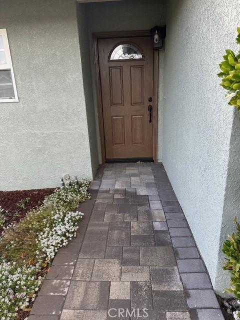 1539 Crater Street photo 3