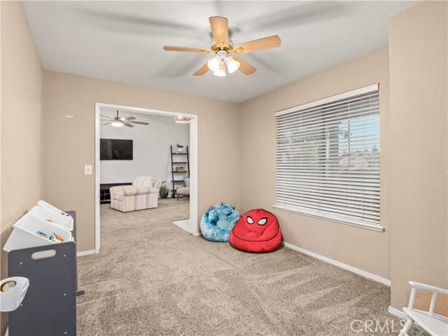 Detail Gallery Image 17 of 29 For 2725 Beverly Ave, Clovis,  CA 93611 - 3 Beds | 2 Baths