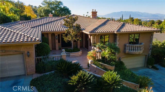 Photo of 1229 W Crescent Avenue, Redlands, CA 92373