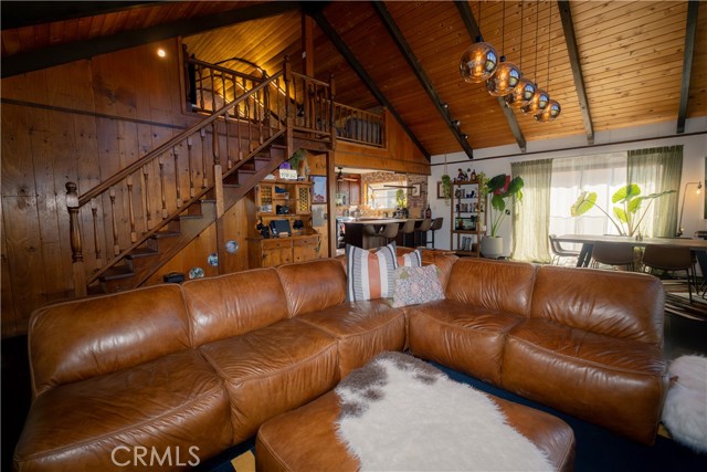 Detail Gallery Image 5 of 47 For 18279 Hidden Valley, Hidden Valley Lake,  CA 95467 - 3 Beds | 3 Baths