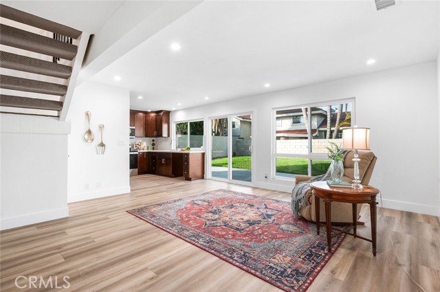 Detail Gallery Image 12 of 67 For 3129 S Rene Dr, Santa Ana,  CA 92704 - 4 Beds | 3 Baths