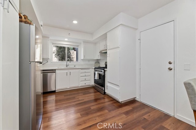 Detail Gallery Image 16 of 41 For 770 Libby, Riverside,  CA 92507 - 6 Beds | 3 Baths