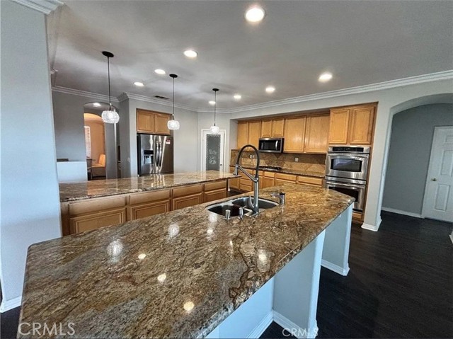 Detail Gallery Image 9 of 52 For 3715 Club Rancho, Palmdale,  CA 93551 - 6 Beds | 3/1 Baths