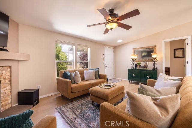 109 Wabash Lane, Sugarloaf CA: https://media.crmls.org/medias/4493b73d-fd27-4c49-ad8c-781f3ad4bcd1.jpg