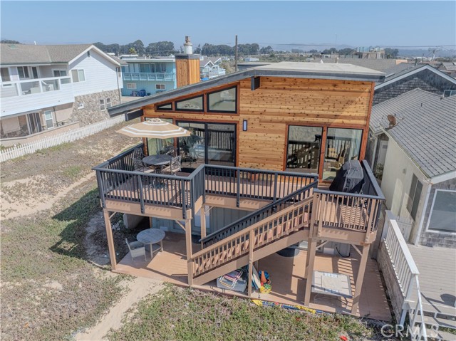 Detail Gallery Image 12 of 58 For 1612 Strand, Oceano,  CA 93445 - 4 Beds | 3 Baths