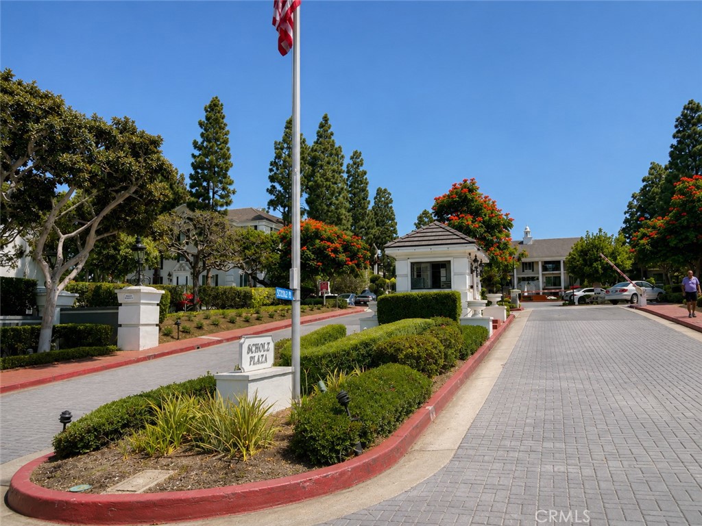 https://media.crmls.org/medias/4496138f-7d9b-40df-9b3d-73710c0b4f66.jpg?preset=X-Large