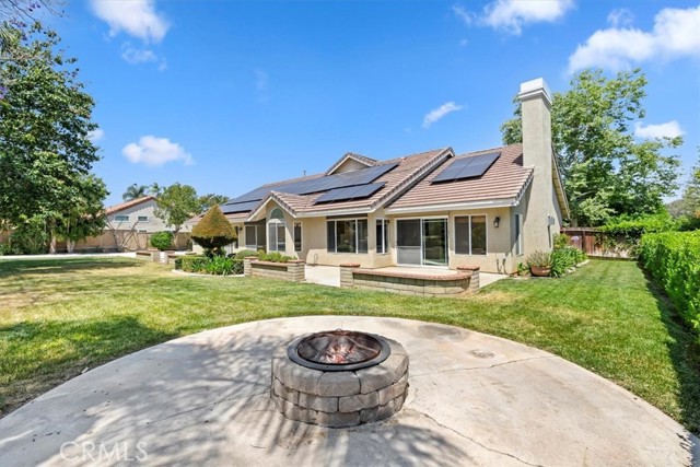 10854 Beltramo Circle, Riverside CA: https://media.crmls.org/medias/44984217-b977-4ab6-99ed-2ef3f52b1ad5.jpg