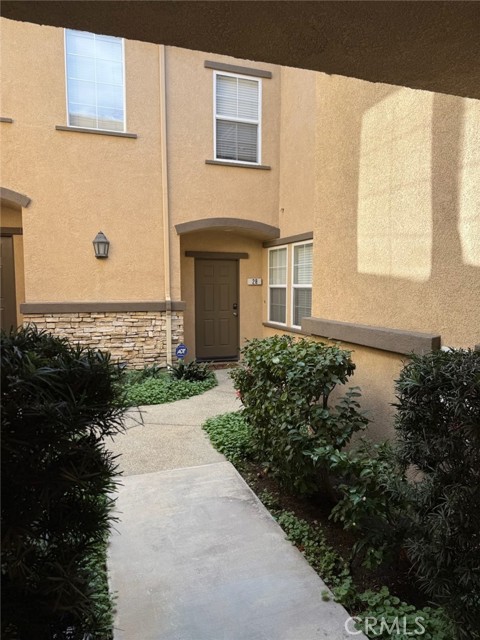 Detail Gallery Image 3 of 29 For 7353 Ellena #28,  Rancho Cucamonga,  CA 91730 - 3 Beds | 2/1 Baths