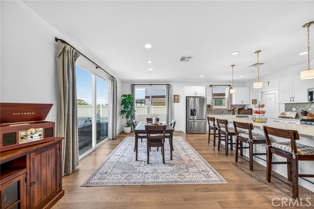 Detail Gallery Image 15 of 63 For 36316 Beacon Light Way, Wildomar,  CA 92595 - 4 Beds | 3 Baths