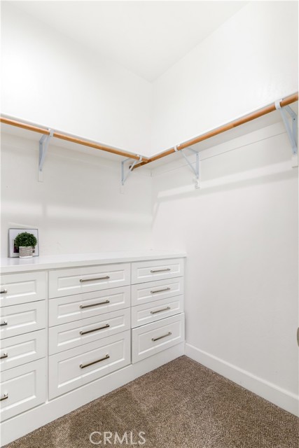 Detail Gallery Image 33 of 43 For 9119 Claro De Luna Dr, Bakersfield,  CA 93314 - 4 Beds | 2/1 Baths