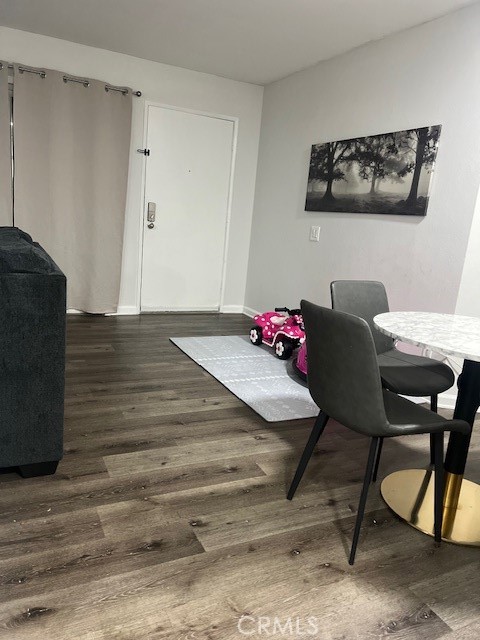 Detail Gallery Image 7 of 37 For 18209 Sierra #30,  Canyon Country,  CA 91351 - 2 Beds | 2 Baths