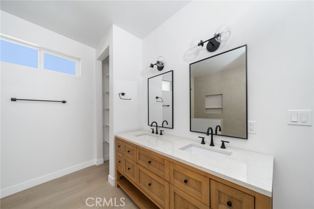 Detail Gallery Image 34 of 66 For 28830 Vacation Dr, Canyon Lake,  CA 92587 - 4 Beds | 4 Baths