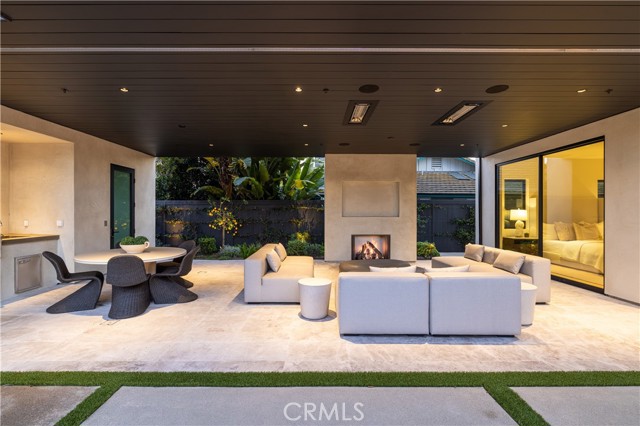 Detail Gallery Image 45 of 48 For 2100 Windward Ln, Newport Beach,  CA 92660 - 5 Beds | 5/3 Baths