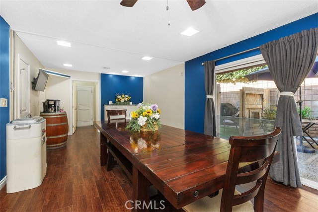 Detail Gallery Image 15 of 39 For 5425 Golden West, Jurupa Valley,  CA 92509 - 3 Beds | 3 Baths