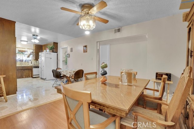 Image 16 of 41 For 9241 Vicki Drive