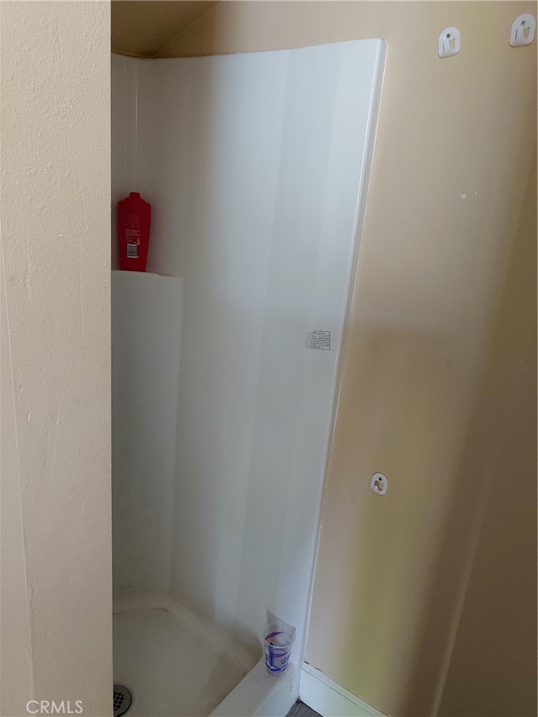 https://media.crmls.org/medias/449d9d71-a46a-4672-a90c-d4ed4737c5ce.jpg?preset=X-Large