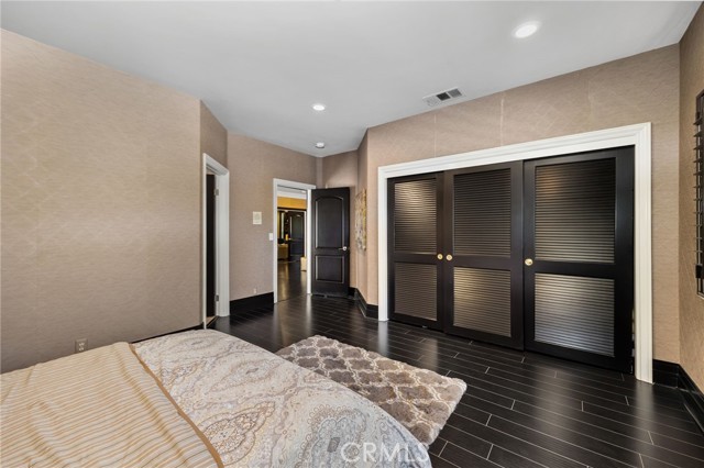 451 W Le Roy Avenue, Arcadia CA: https://media.crmls.org/medias/449ea3c8-4945-4935-b899-e7ccf79bfcac.jpg