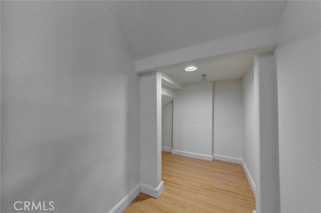 Detail Gallery Image 16 of 32 For 604 W Wilson Ave #2,  Glendale,  CA 91203 - 3 Beds | 2/1 Baths