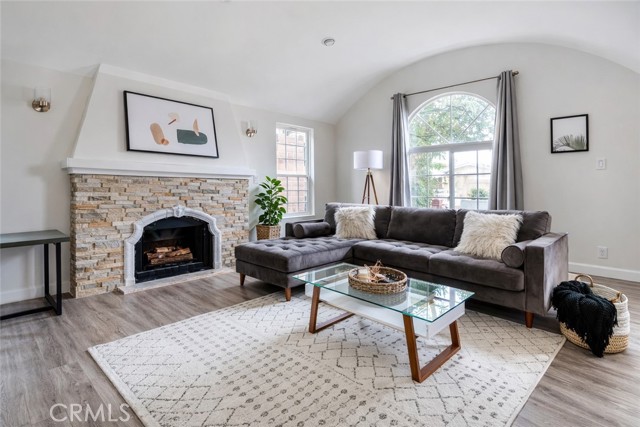 Front Image Thumbnail for CRSR26060556