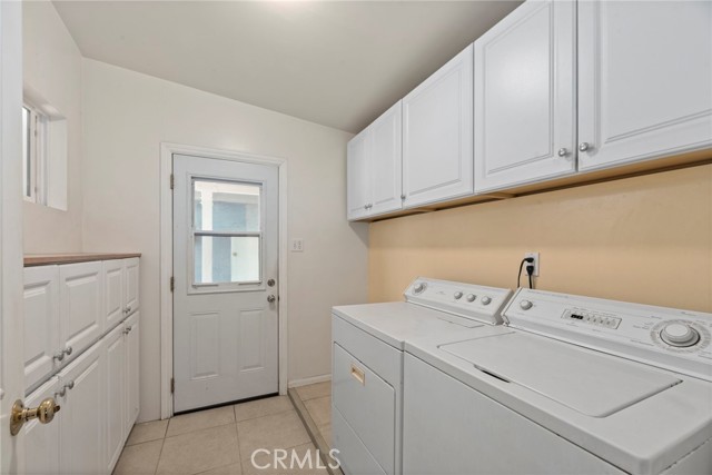 Detail Gallery Image 25 of 37 For 17156 Bullock St, Encino,  CA 91316 - 3 Beds | 2 Baths