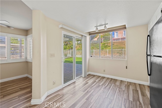 25815 Dickens Court, Stevenson Ranch CA: https://media.crmls.org/medias/44a06a36-9408-46fb-8fd2-7abfc7f0b4b3.jpg