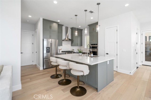 Detail Gallery Image 12 of 49 For 2736 Barcelona Street, Pismo Beach,  CA 93449 - 3 Beds | 3 Baths