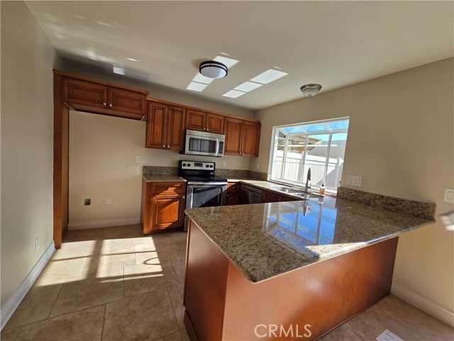 Detail Gallery Image 4 of 16 For 4564 Toledo Way, Buena Park,  CA 90621 - 3 Beds | 1/1 Baths