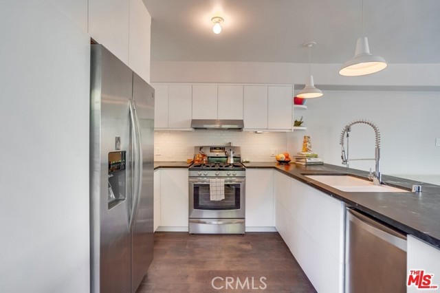 Detail Gallery Image 5 of 12 For 4121 4121 Shelburn, Los Angeles,  CA 90065 - 1 Beds | 1 Baths